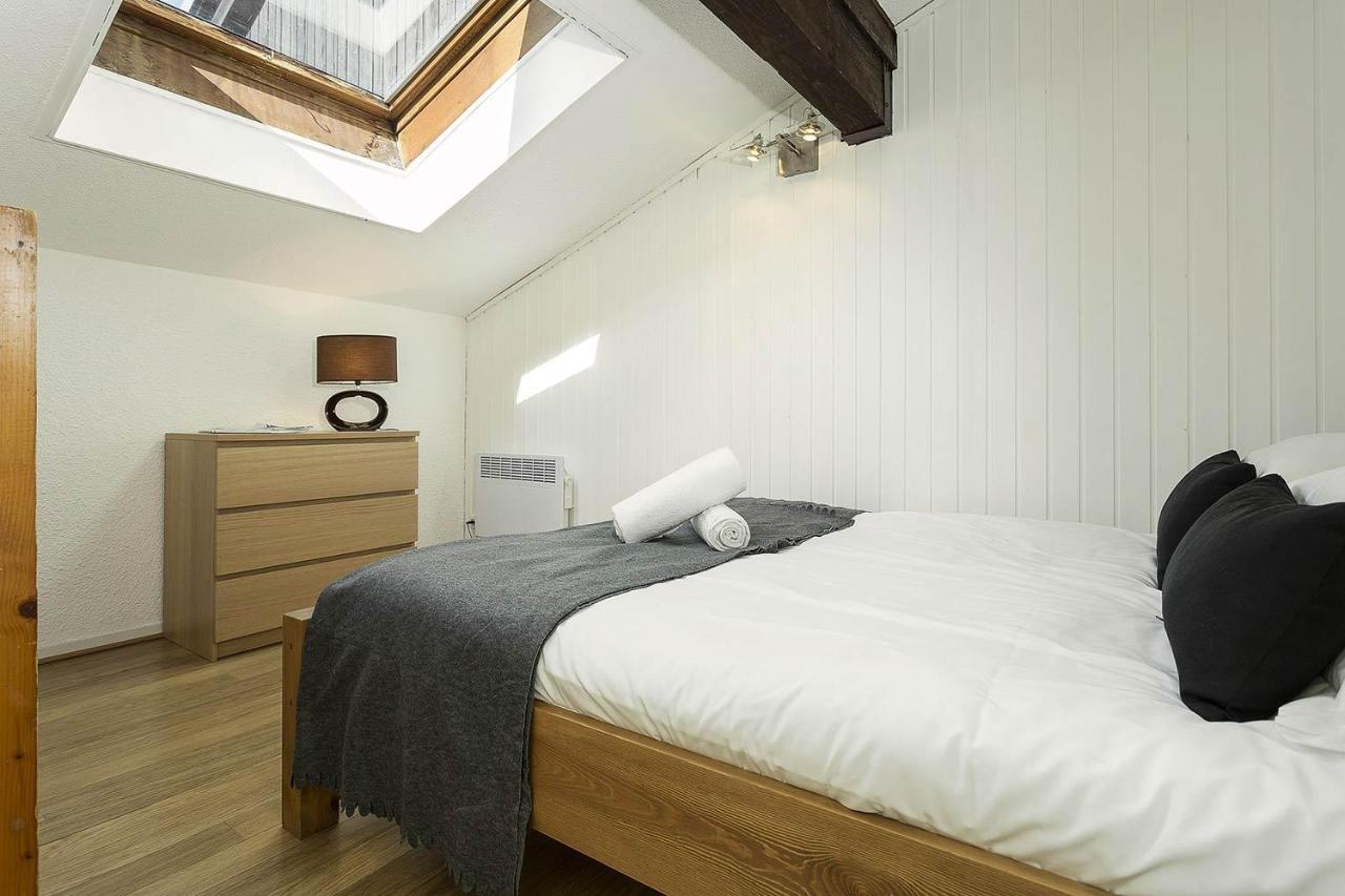 Apartment Forclaz 4B - Alpes Travel - Central Chamonix - Sleeps 4 ภายนอก รูปภาพ